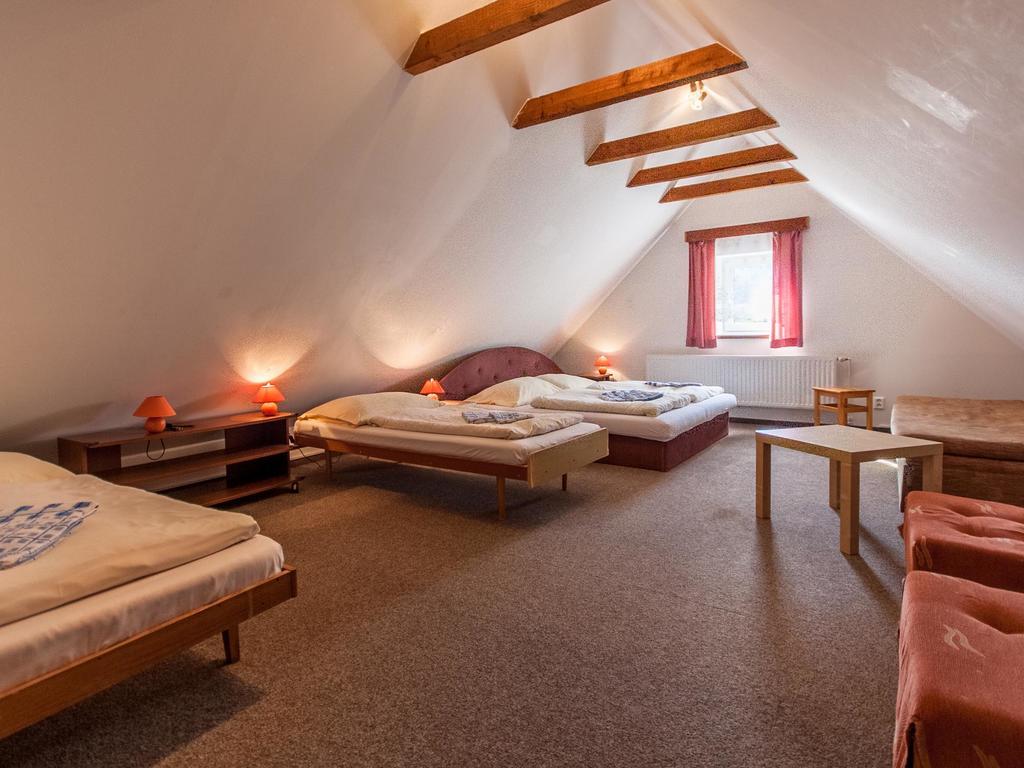 Hotel Flora Dolni Misecky Vítkovice Kültér fotó